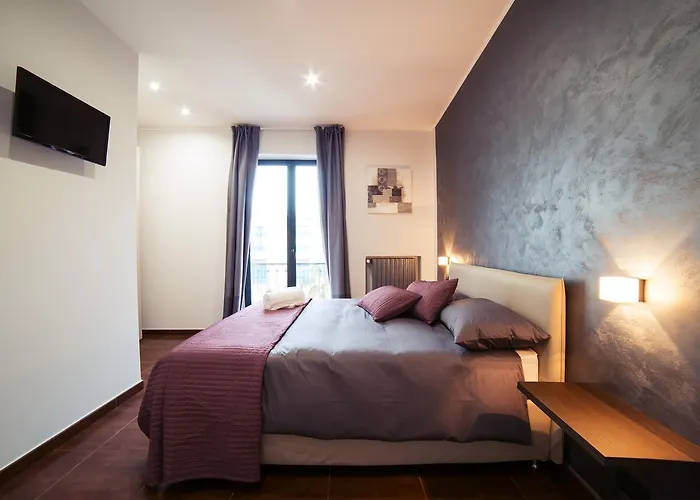Glam House 4* ساليرنو