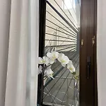 Glam House