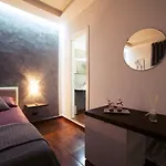 Glam House 4* Salerno