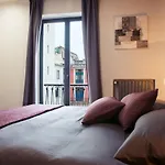Glam House 4* Salerno