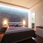 Bed & Breakfast Glam House 4*