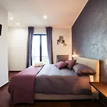 Glam House 4* Salerno