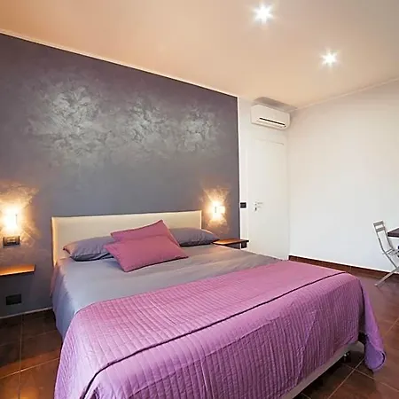 Glam House 4* סלרנו