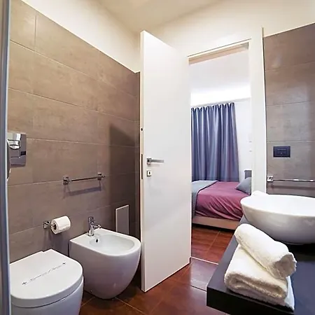 Glam House סלרנו
