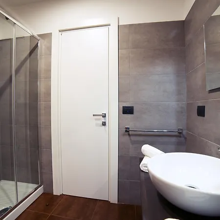 Glam House 3* Salerno