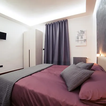 לינה וארוחת בוקר Glam House 4*