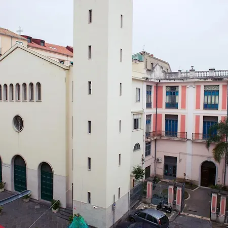 ベッド・アンド・ブレックファスト Glam House 4*