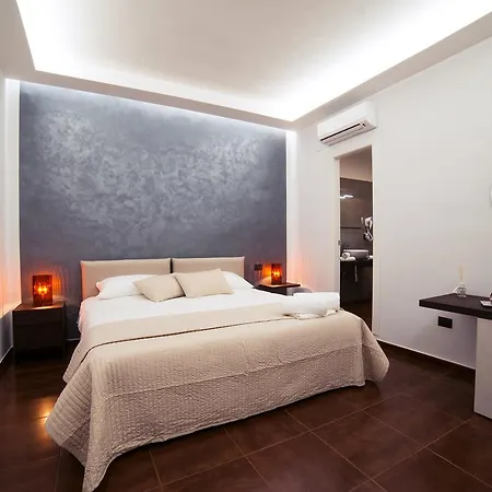 Glam House 4* サレルノ