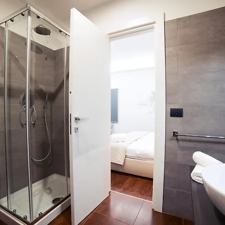 ベッド・アンド・ブレックファスト Glam House 4*