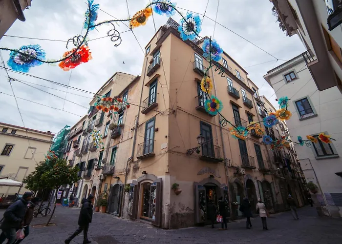 Glam House 4* Salernes