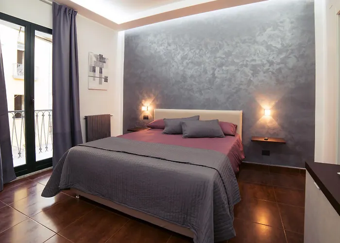 Glam House Couette-café Salernes